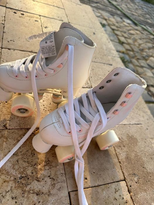 Role albe / White rollers