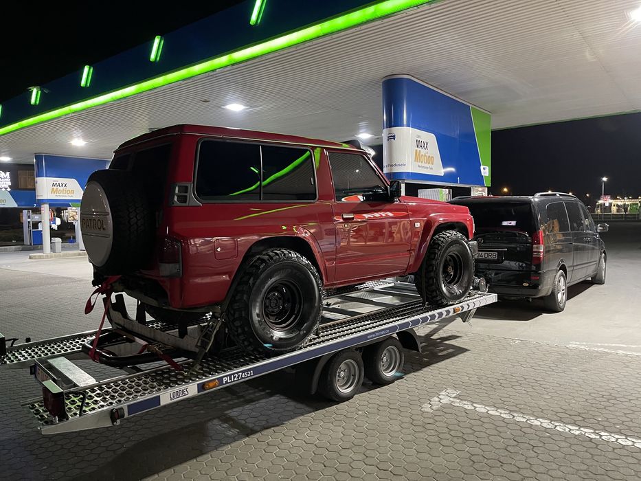 Tractari auto si transport utilaje cu trailer/platforma nonstop