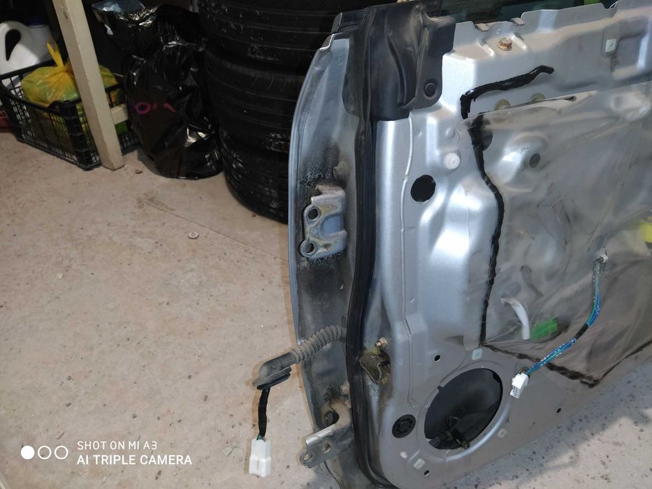 Врати и калник Легаси 2005г.