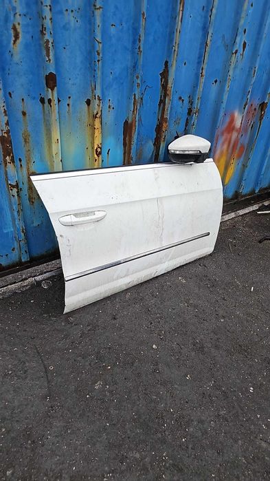 Usa dreapta fata/spate Volkswagen Passat Cc an 2010