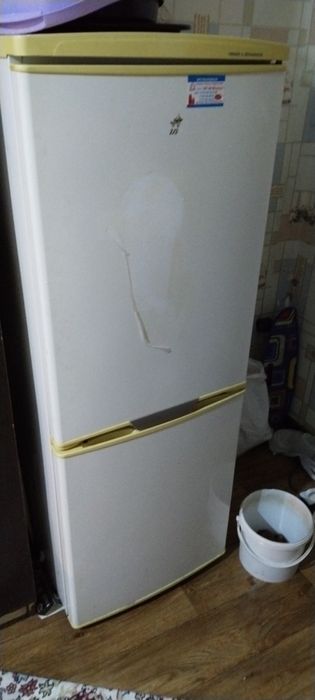 Продаю Холодильник