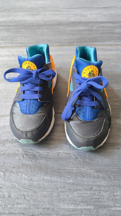 Vand Nike Huarache 36 ( 23cm)