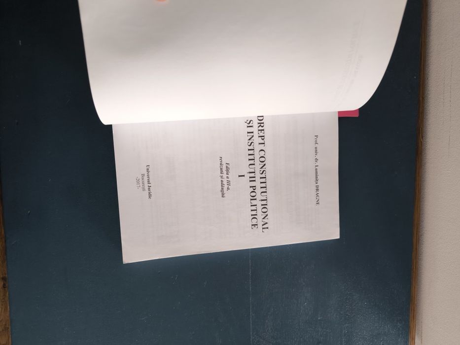 Carte de Drept constituțional și instituții politice, Luminița Dragne,
