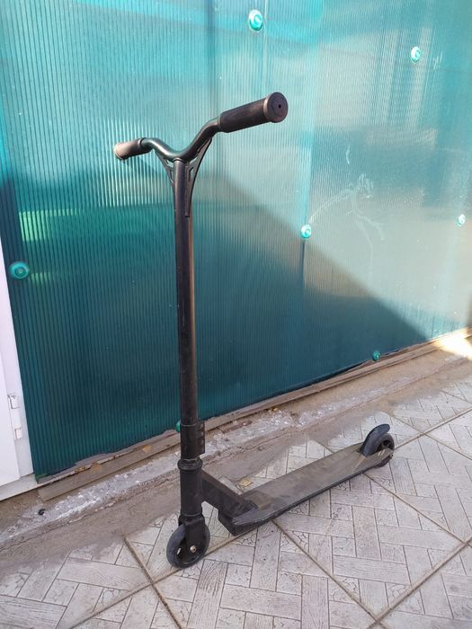 Самокат трюковой