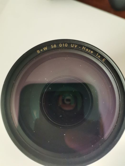 canon eos 4000d + обектив 75-300