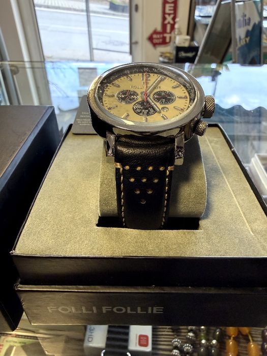 Продавам оригинален часовник Folli Follie Chronograph