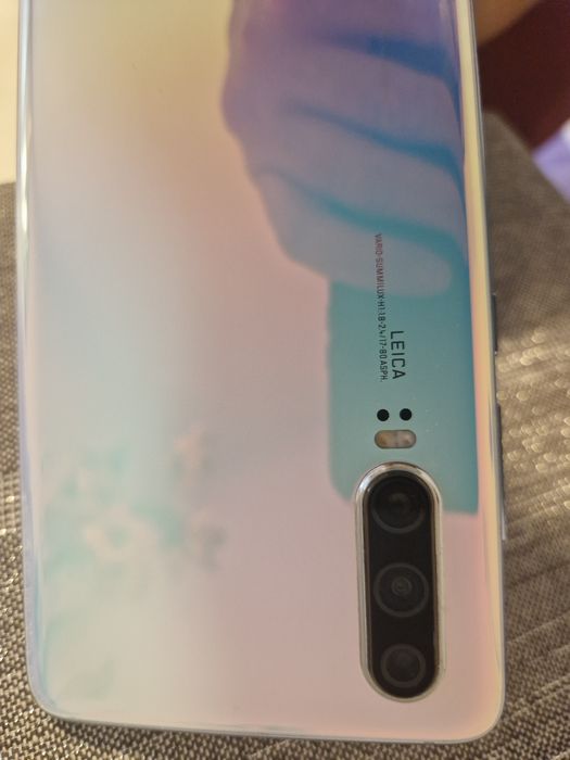 Vand smartphone Huawei P30