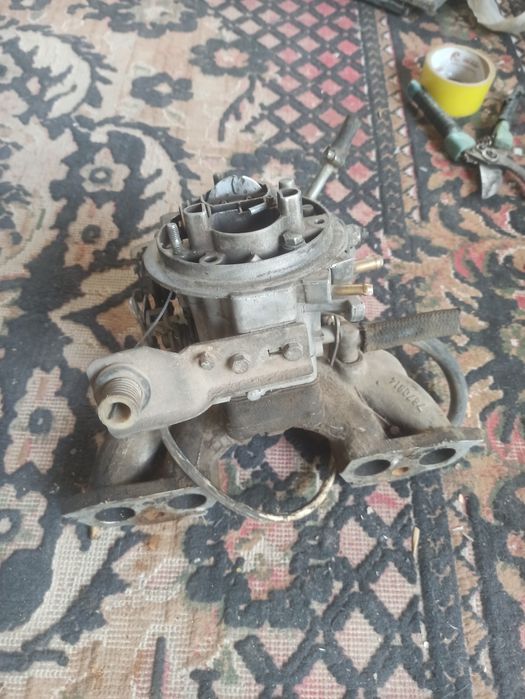 Карбюратор турецкий на доган тофаш...в отличном состоянии с коллекторм