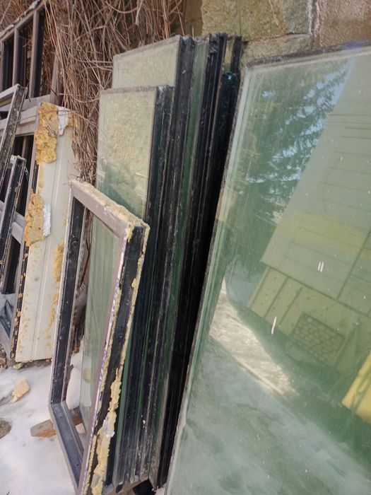 Продам б/у пластиковые окна