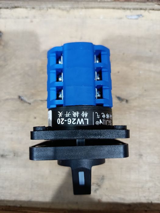 Переключатели кулачковые, пакетные.