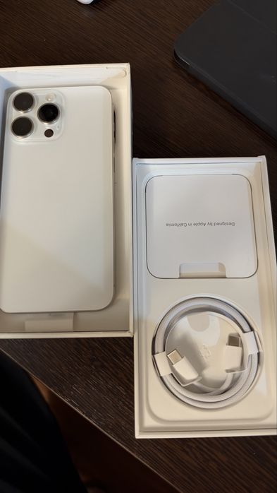 Продам Iphone 15 pro max 1tb