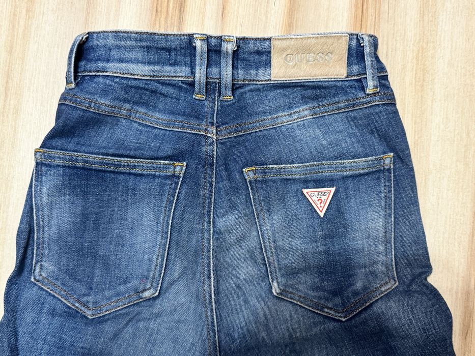 Дънки Guess, Mango, Zara, Bershka