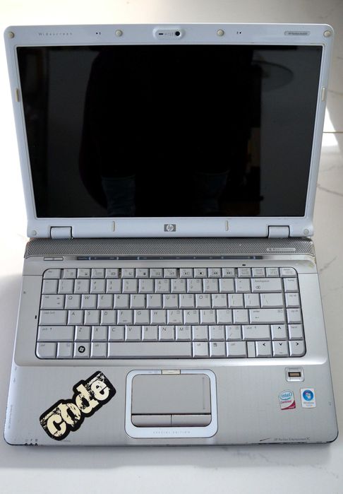 Лаптоп HP Special Edition Pavilion dv6700 Laptop