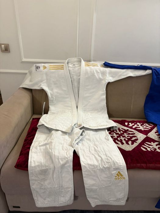 Кимоно белое и синее