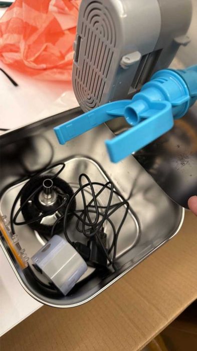 Поилка за котки/кучета