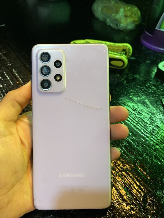 Samsung Galaxy  A52