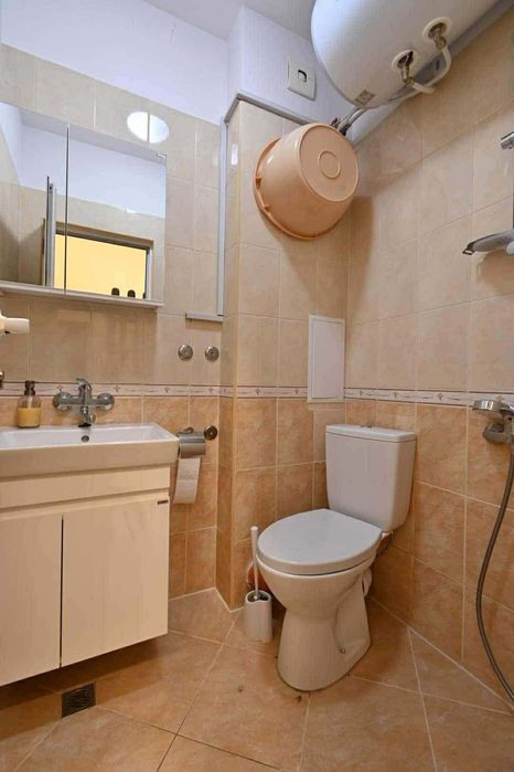 Дава се под наем Двустаен апартамент в София, Център - 60 кв.м за 488.58 € - Снимка #9