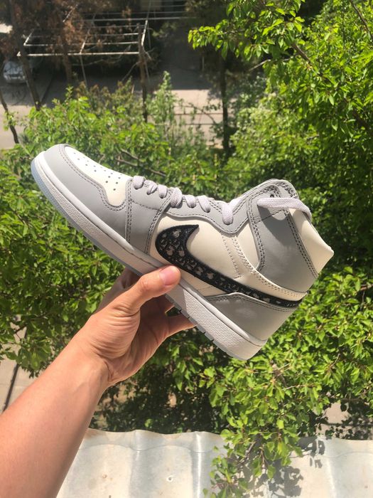 Dior x Air Jordan 1 High