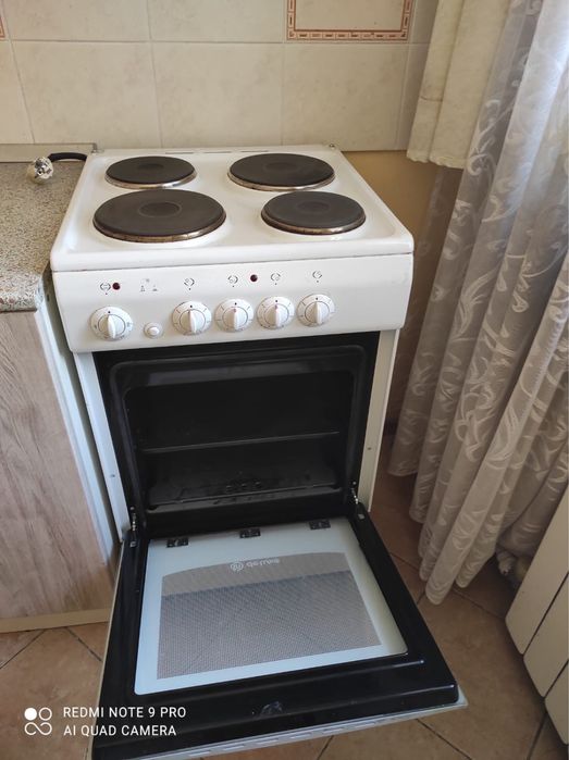 Электроплита Deluxe