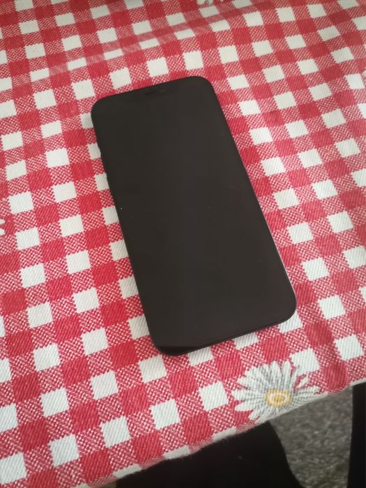 Vand iphone 12 64gb