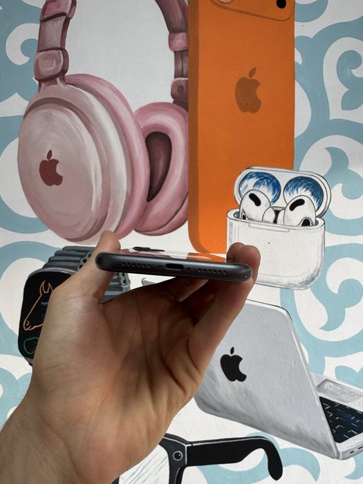 iPhone 11
