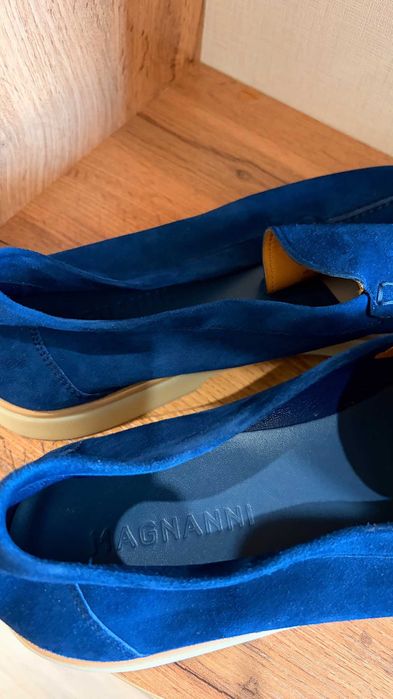 Замшевые лоферы Magnanni оригинал