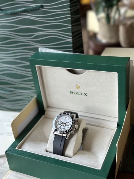 Rolex Daytona Cosmograph “Panda” Rubber Strap 40 mm