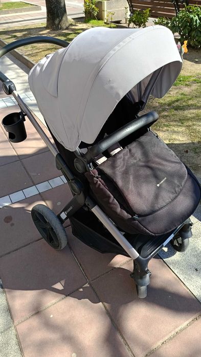 Бебешка количка Kinderkraft Moov 2