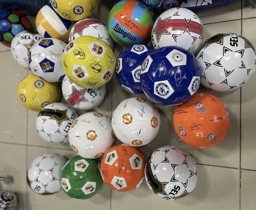 Футбольный мяч