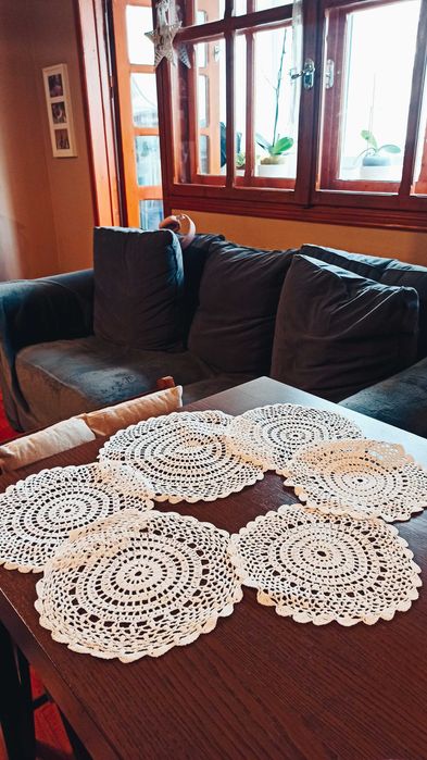 Set suporturi hand made pentru farfurii