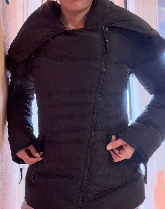 Дамска черна грейка с пух