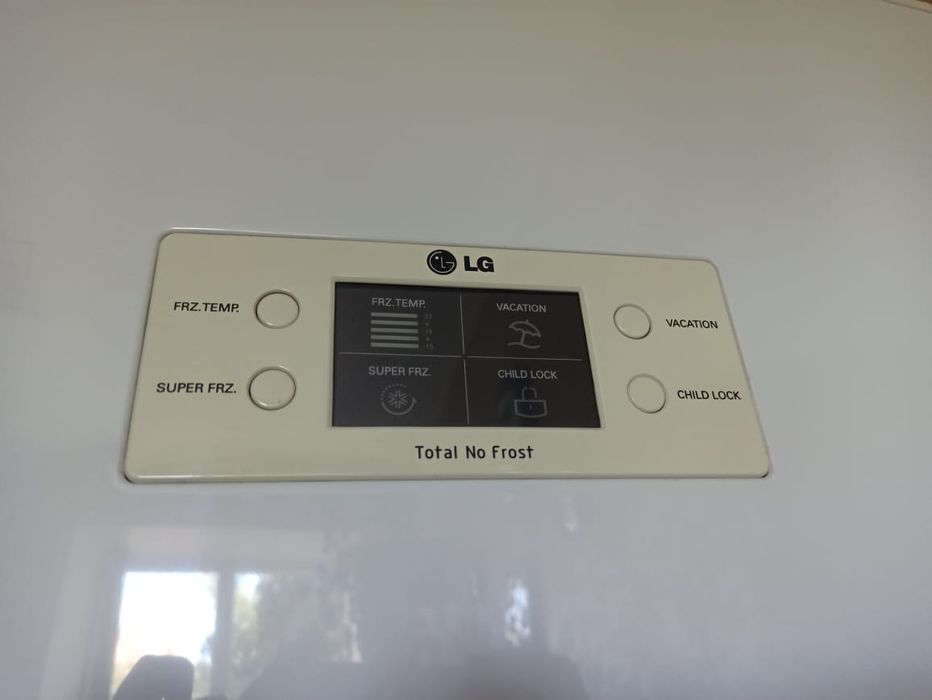 Холодильник LG двухкамерный