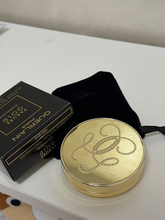 GUERLAIN пудра , кушон
