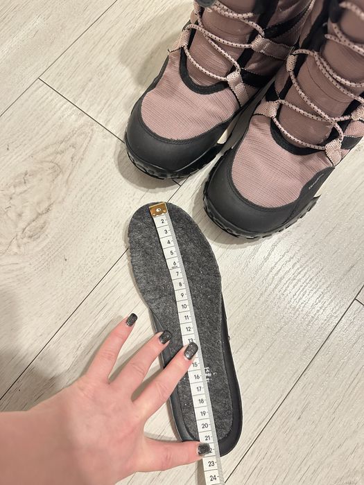 Ghete Geox fete marimea 33