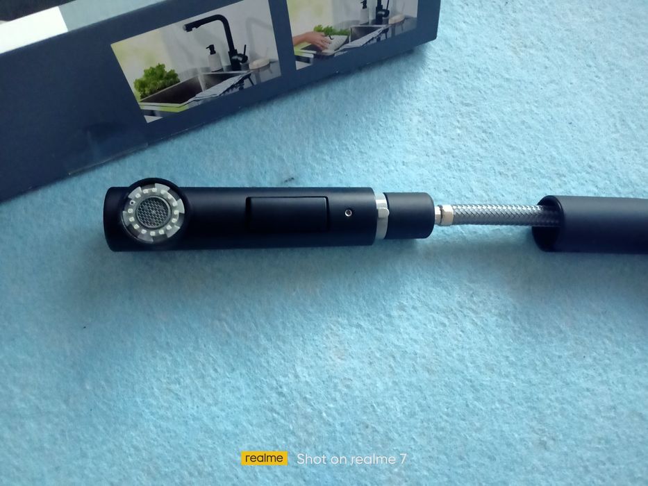 Кухненски черен смесител Livarno