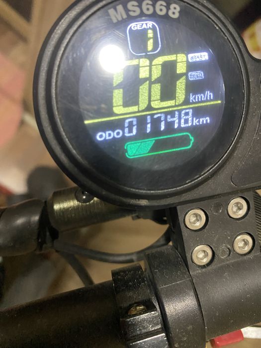 Продам электро самокат