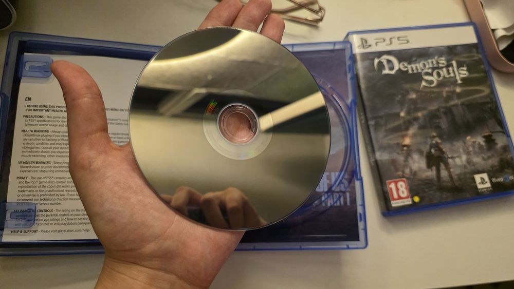 Продам новые диски на консоль Playstation 5