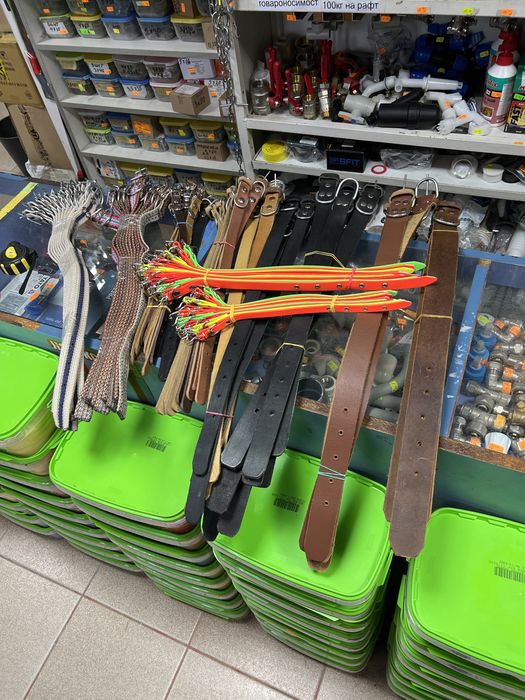 Каишки : Кожени ; Силиконови  ; текстилни ;