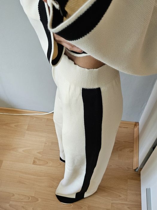 Дамски плетен комплект