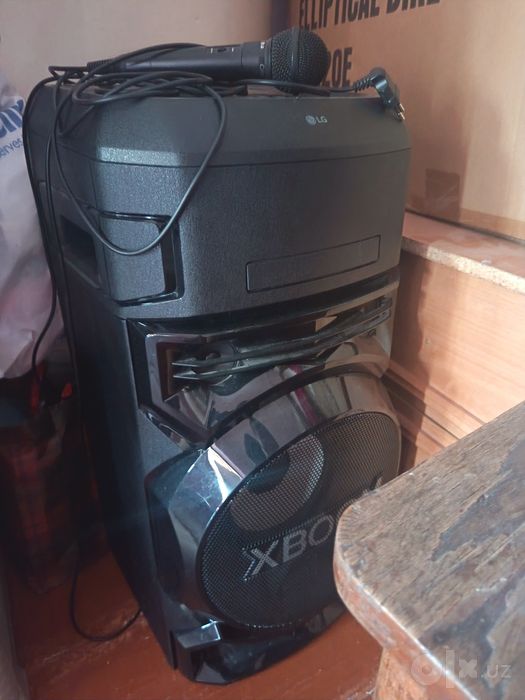 Muzikalniy  center xboom