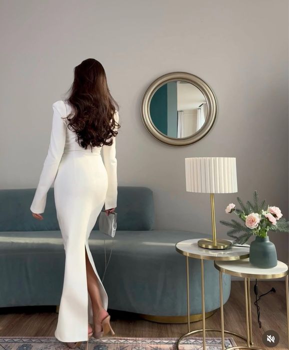 Продам платье Diali