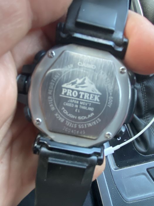 Сағат сатам касио  бағасы 120000………