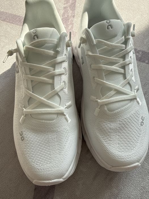 кроссовки женские