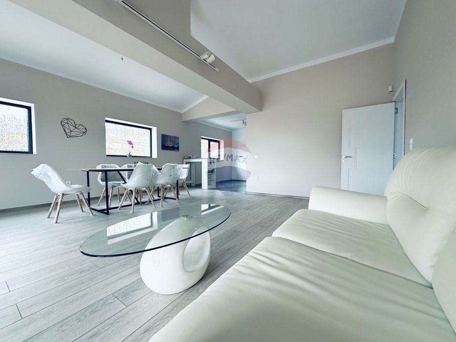 Продава се Къща в Балчик - 196 кв.м за 1613 €/кв.м - Снимка #3