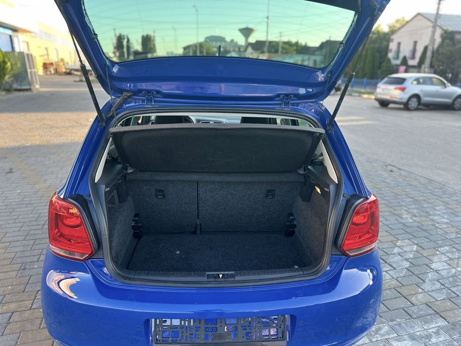 Vand Vw Polo 1.6 tdi 105 cp,Editie speciala LIVE,an 2013,scaune incalzite,senzori parcare,clima,pilot,import Olanda