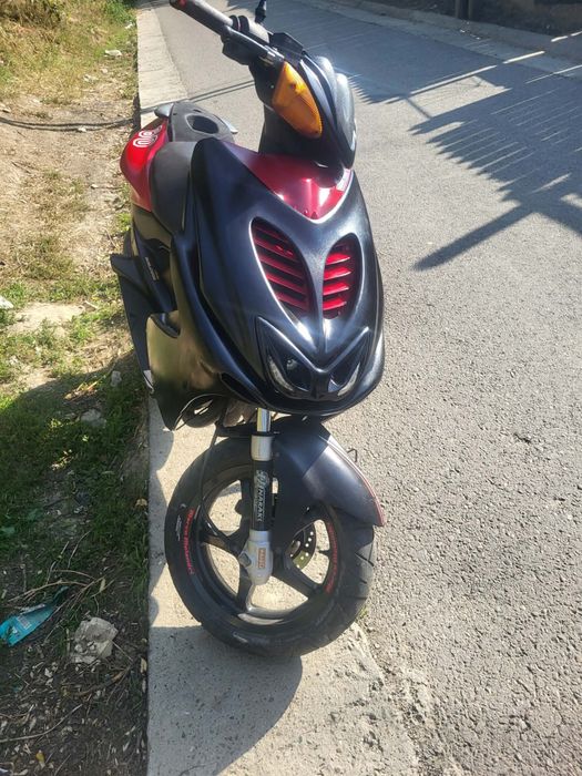 Vând,  Yamaha aerox,mesaje doar la numarul de telefon