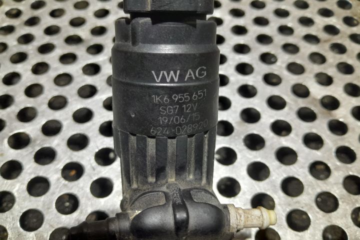 Pompita lichid parbriz 1K6955651 1K6955651 Seat Ibiza a 4-a generatie