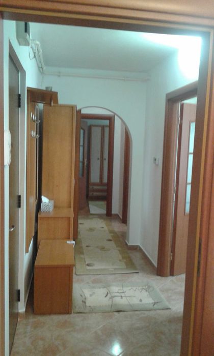 Inchiriem apartament cu 2 camere, 50 m2, decomandat, complet mobilat, utilat, balcon inchis, strada Progresului, Maratei. Exclus animale de companie.