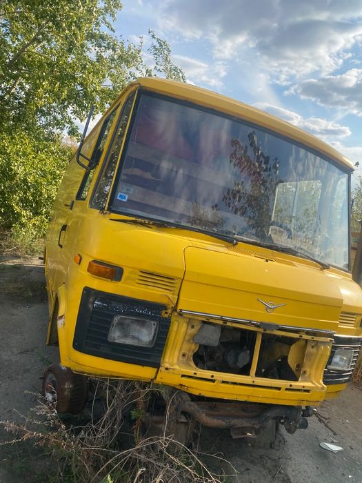 Мерседес Даймер 208