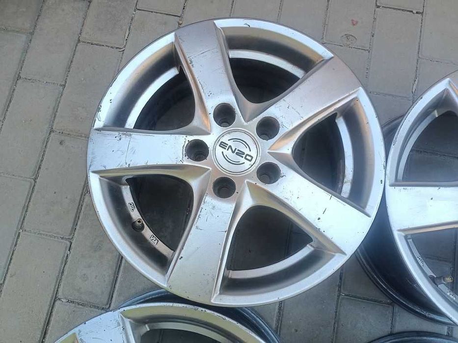 Продам легкосплавные диски на Opel.